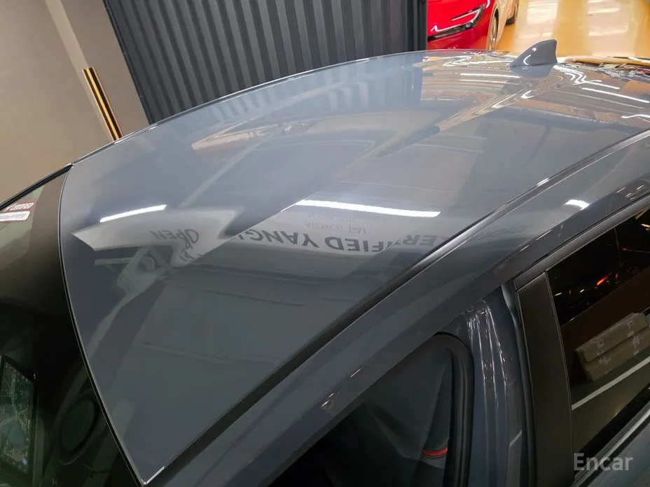 Toyota Prius 2023 2.0 PHEV SE