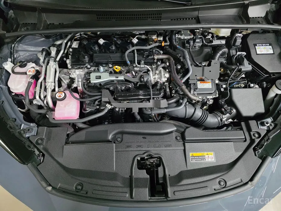 Toyota Prius 2023 2.0 PHEV SE