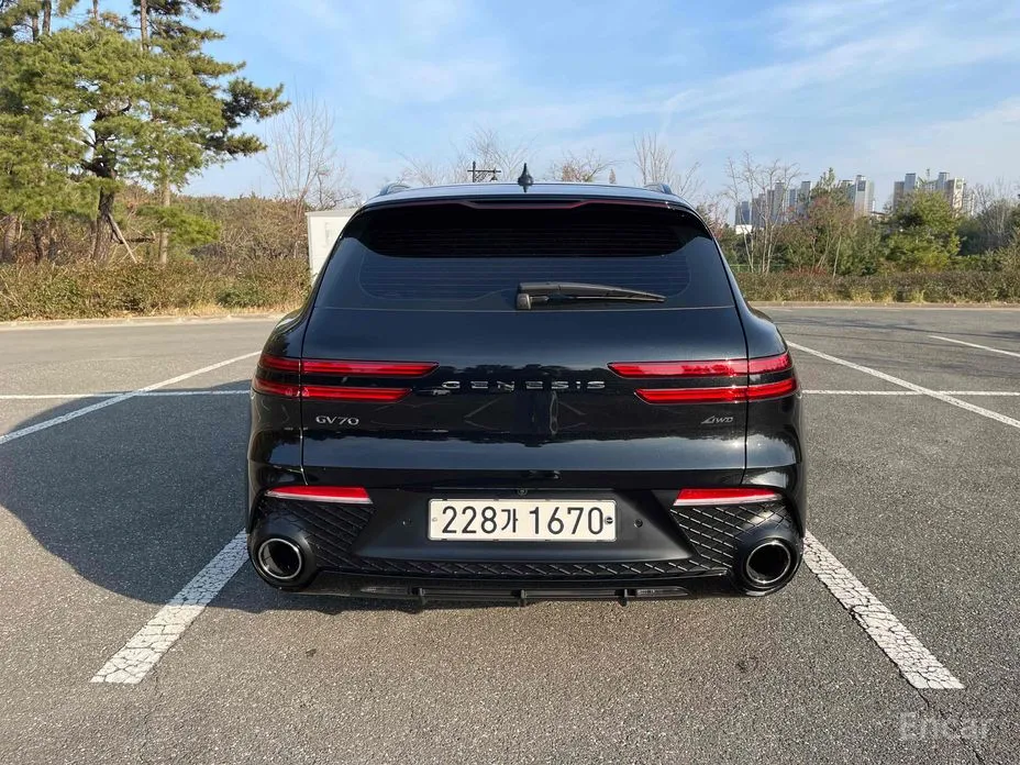 Genesis GV70 2021 3.5T Gasoline AWD