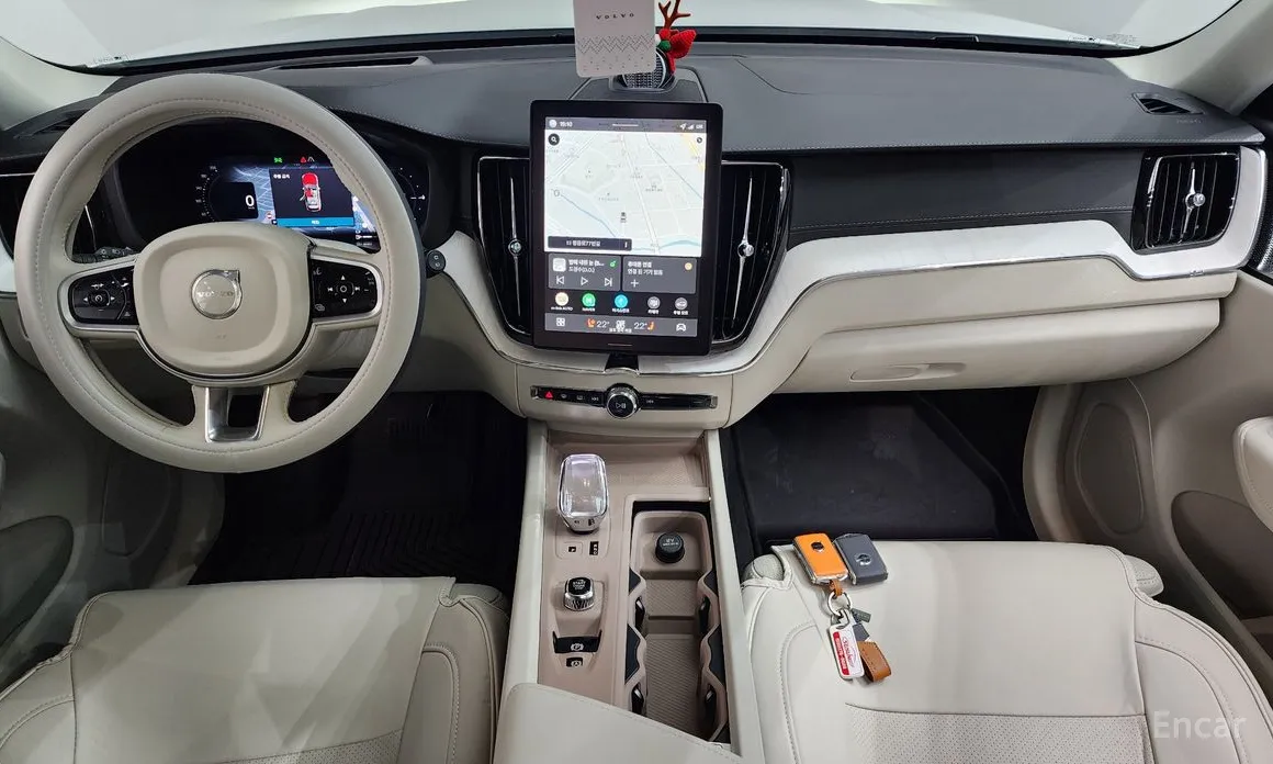 Volvo XC60 2017 T8 Ultra Bright