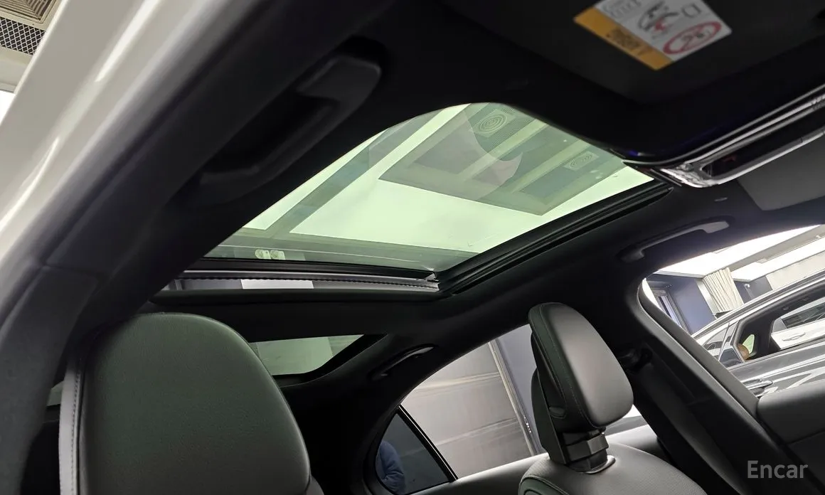 Mercedes-Benz C-Class 2022 C200 Avantgarde