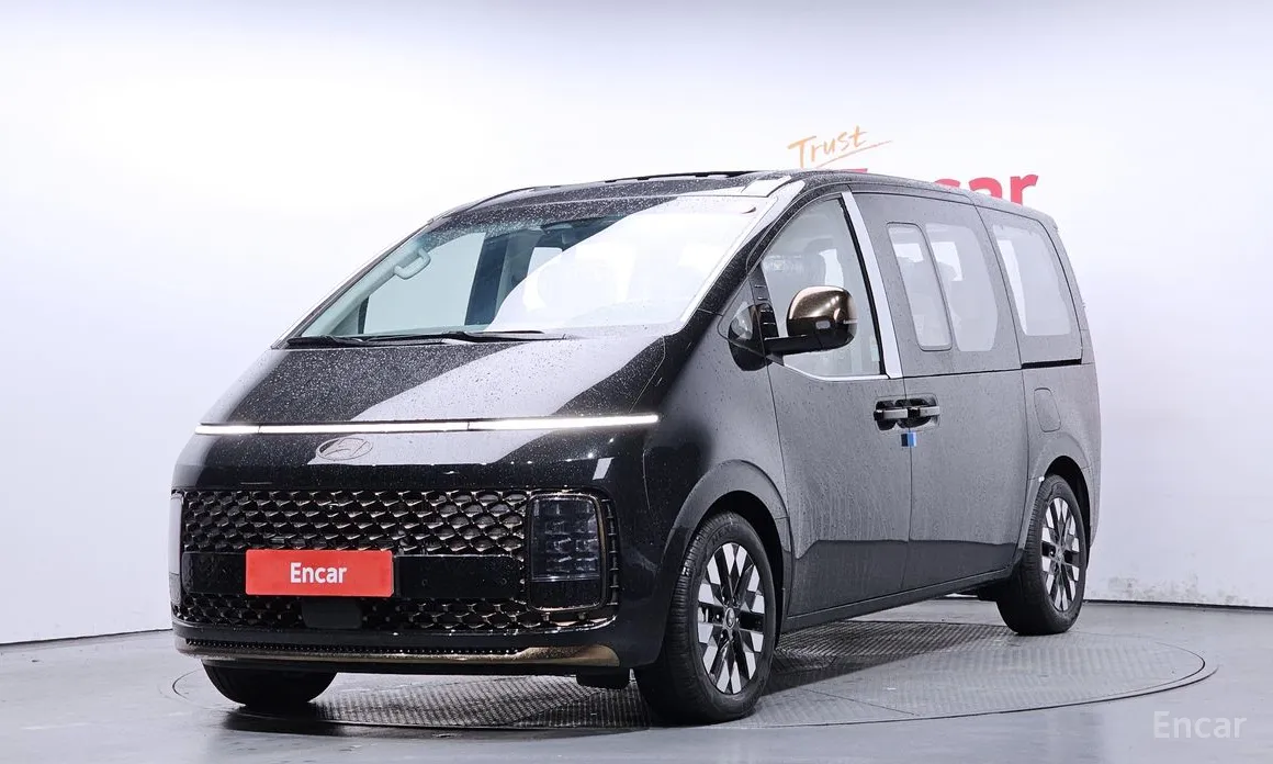 Hyundai Staria 2021 4WD Lounge 9-Seater