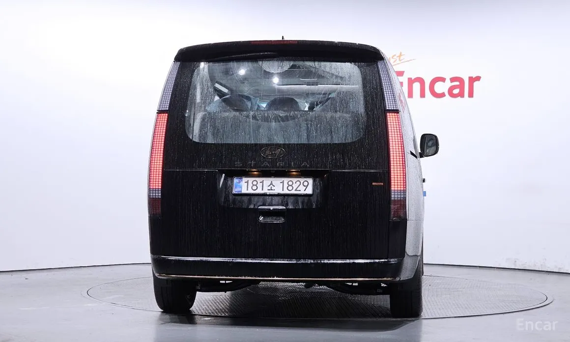 Hyundai Staria 2021 4WD Lounge 9-Seater