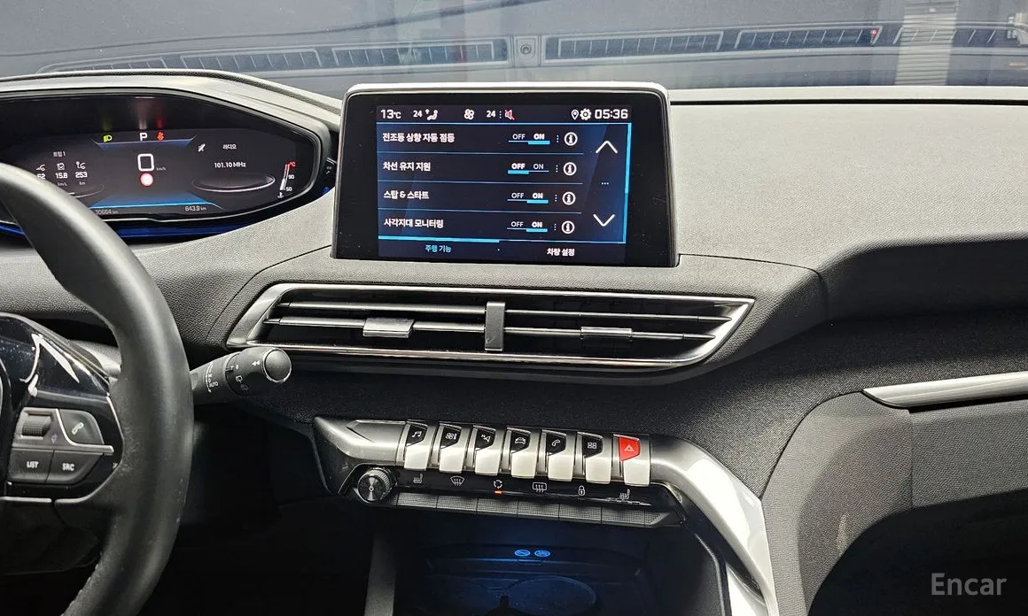 Peugeot 3008 2017 1.2 Pure Tech Allure