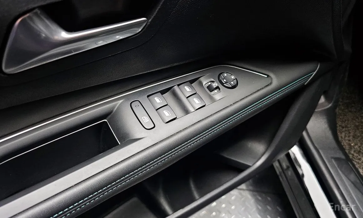 Peugeot 3008 2017 1.2 Pure Tech Allure