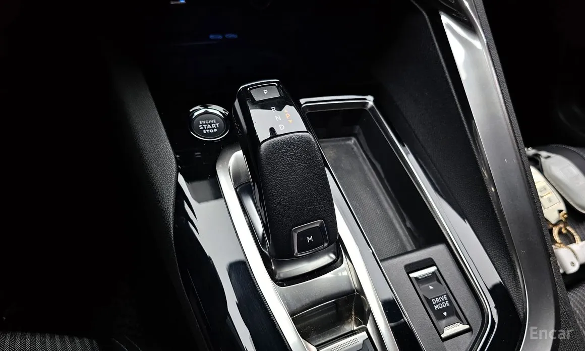 Peugeot 3008 2017 1.2 Pure Tech Allure