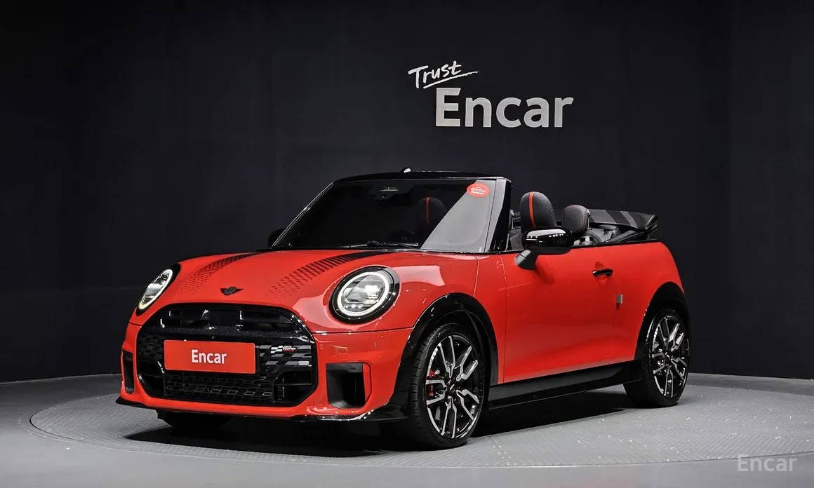 Mini Cooper Convertible 2025 JCW