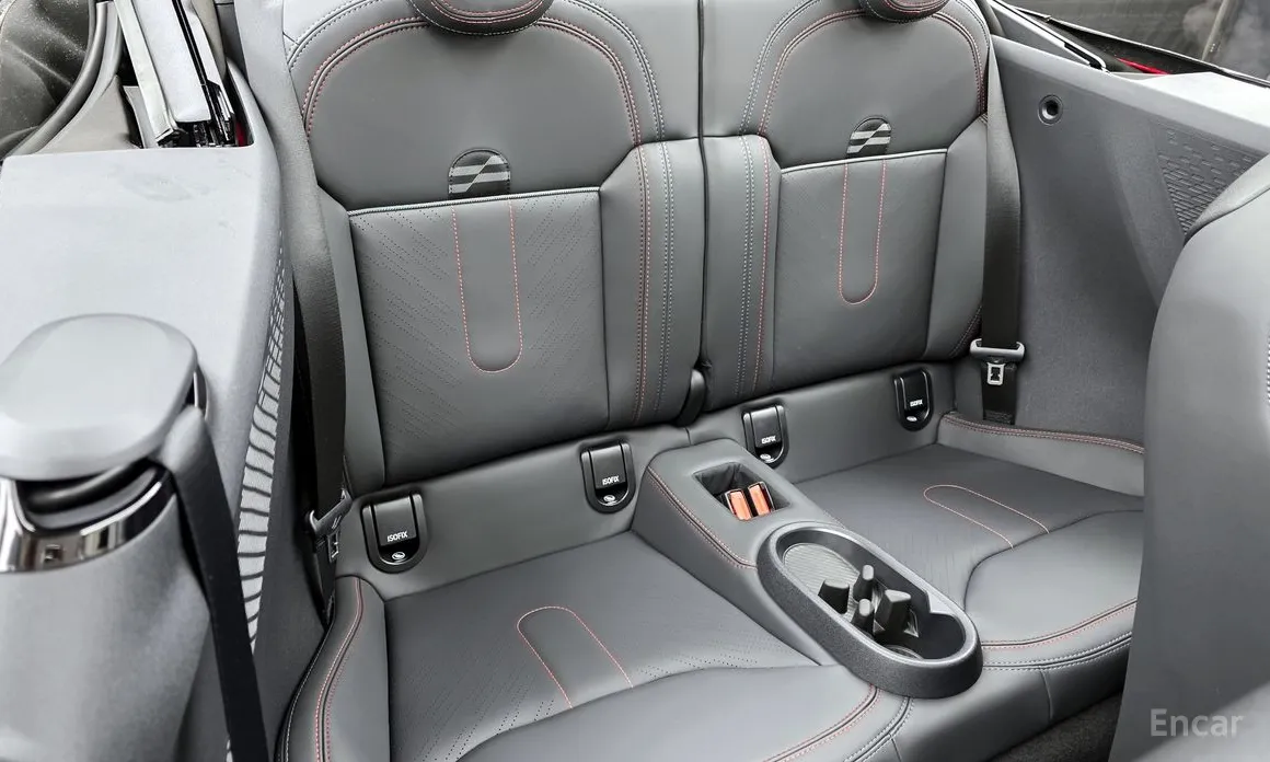 Mini Cooper Convertible 2025 JCW