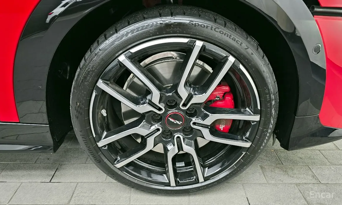 Mini Cooper Convertible 2025 JCW