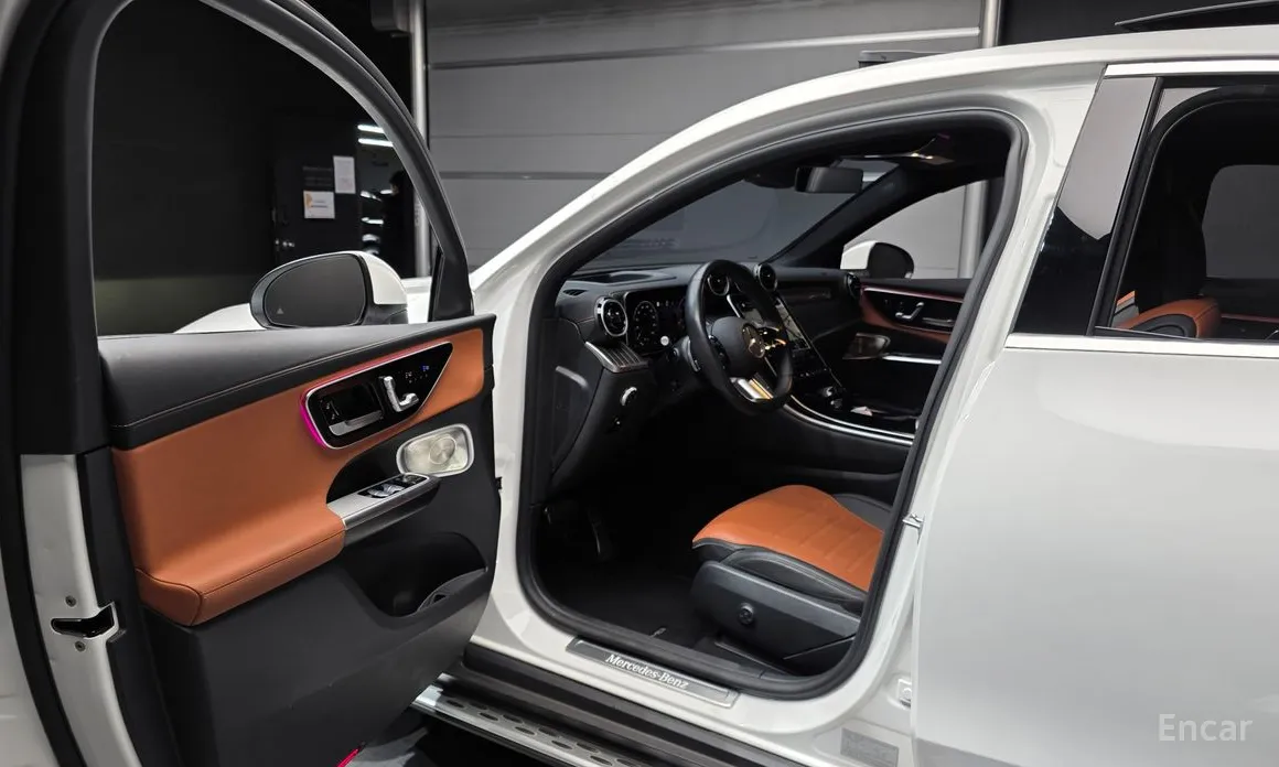 Mercedes-Benz GLC-Class 2023 GLC300 4MATIC Coupe