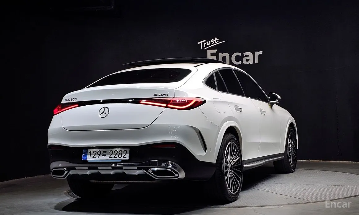 Mercedes-Benz GLC-Class 2023 GLC300 4MATIC Coupe