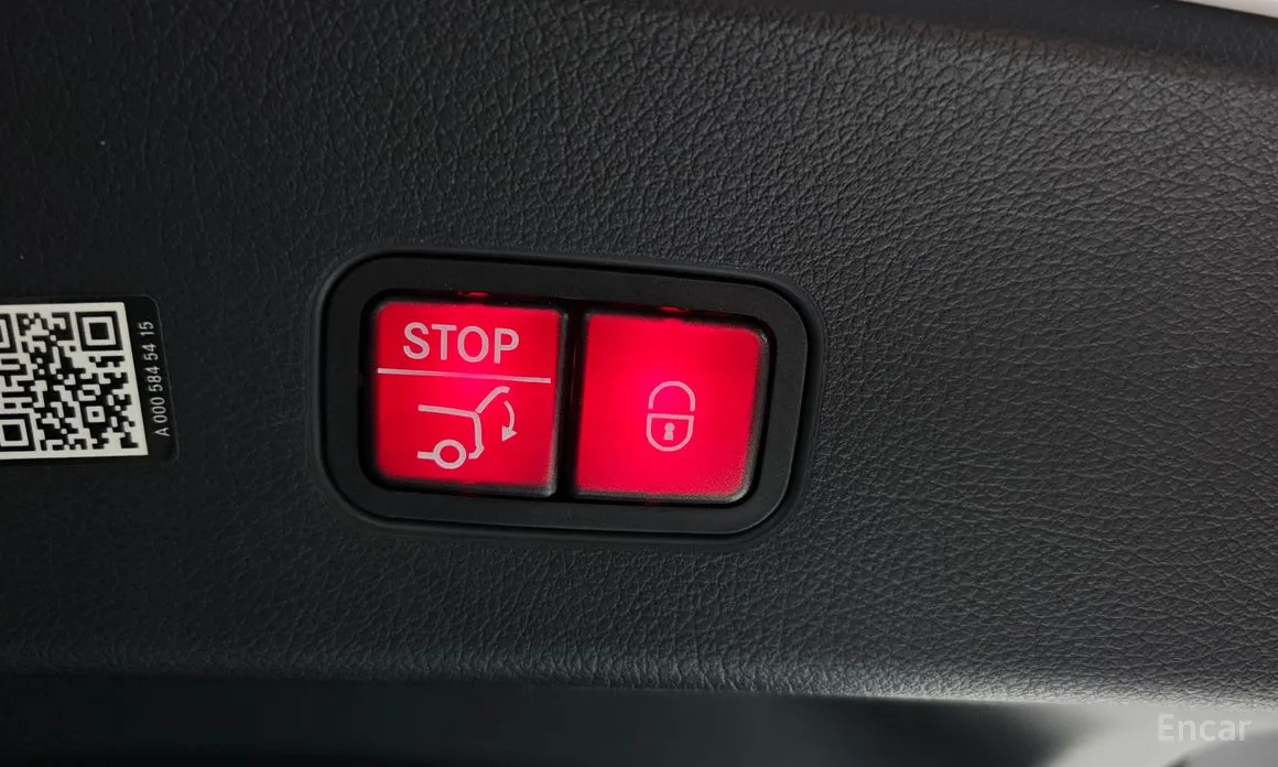 Mercedes-Benz GLC-Class 2023 GLC300 4MATIC Coupe