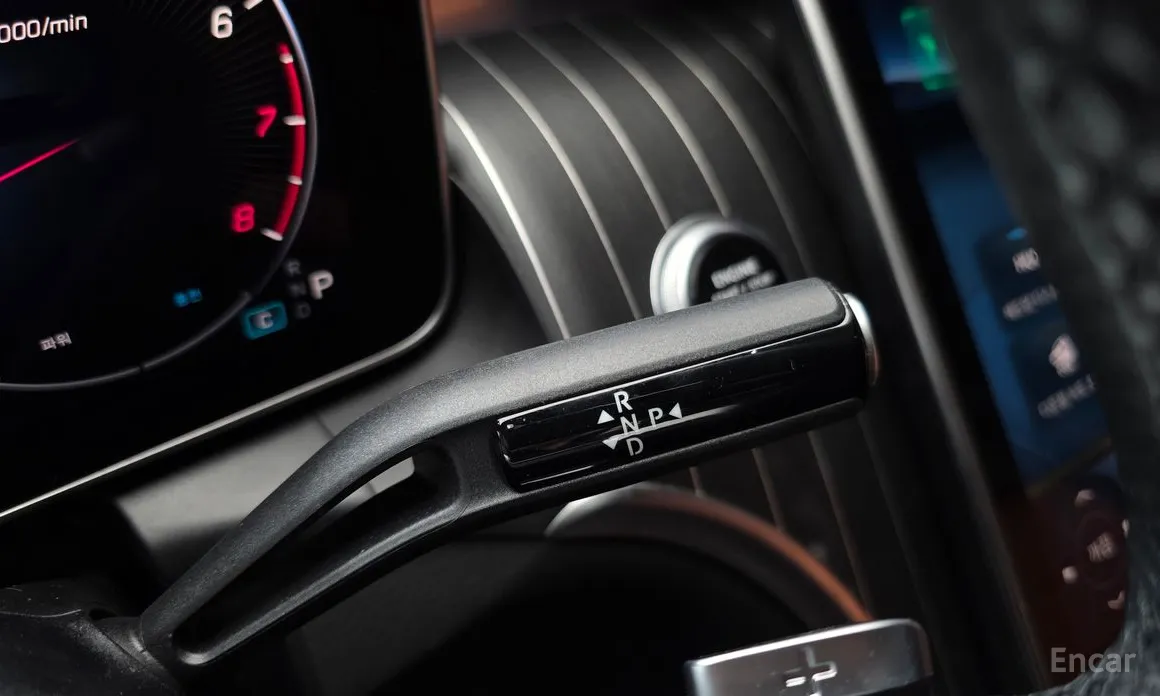 Mercedes-Benz GLC-Class 2023 GLC300 4MATIC Coupe