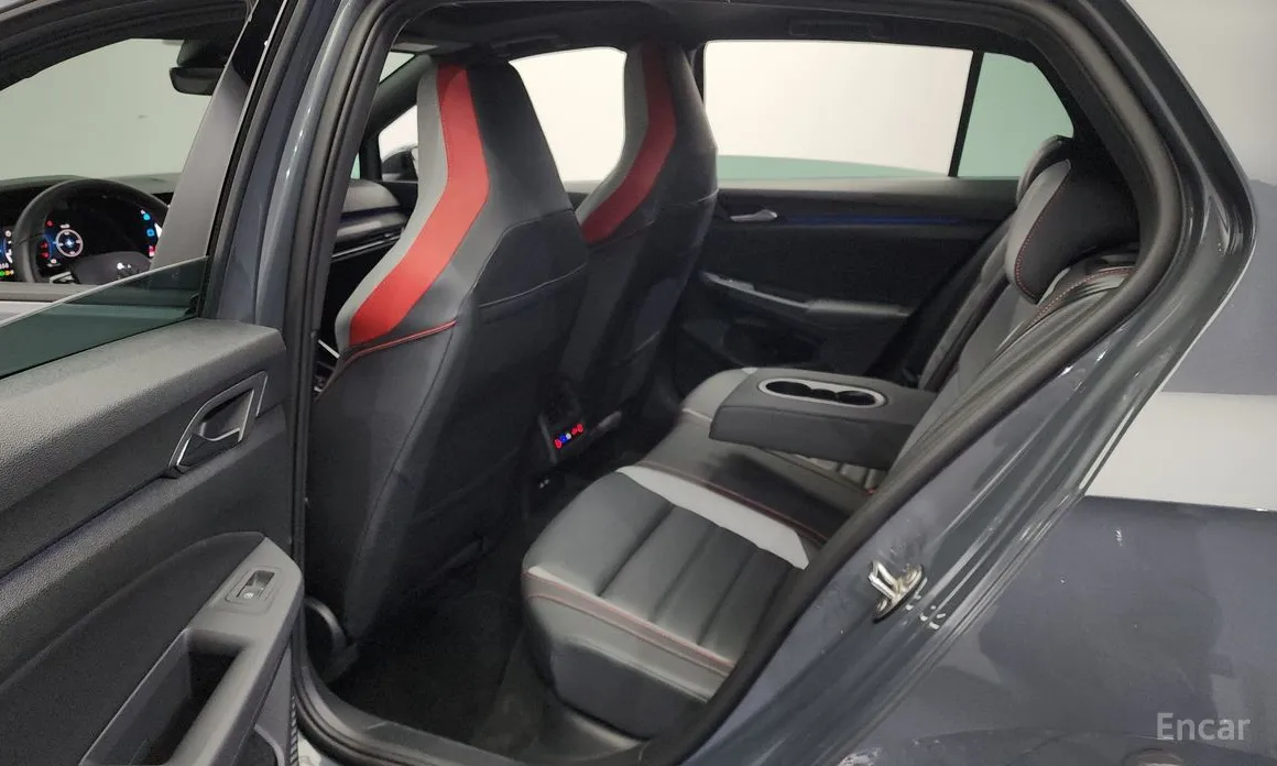 Volkswagen Golf 2022 2.0 GTI