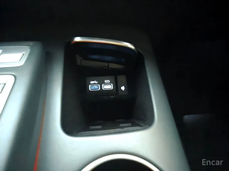 Genesis GV70 2022 e-AWD