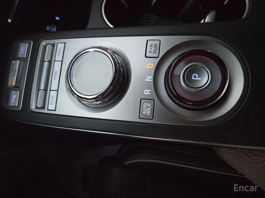 Genesis GV70 2022 e-AWD