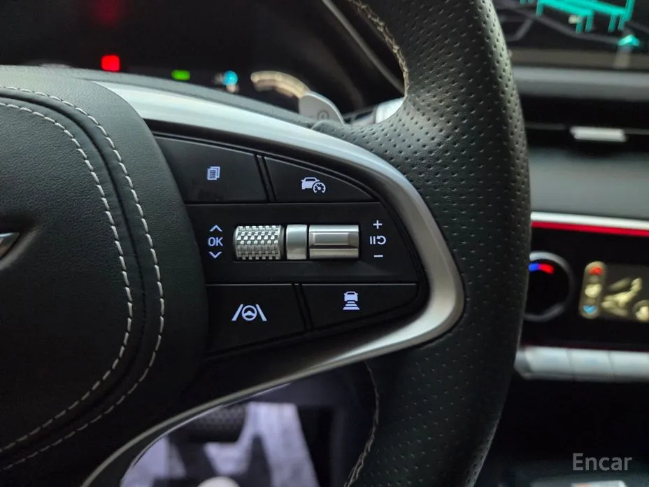 Genesis GV70 2022 e-AWD