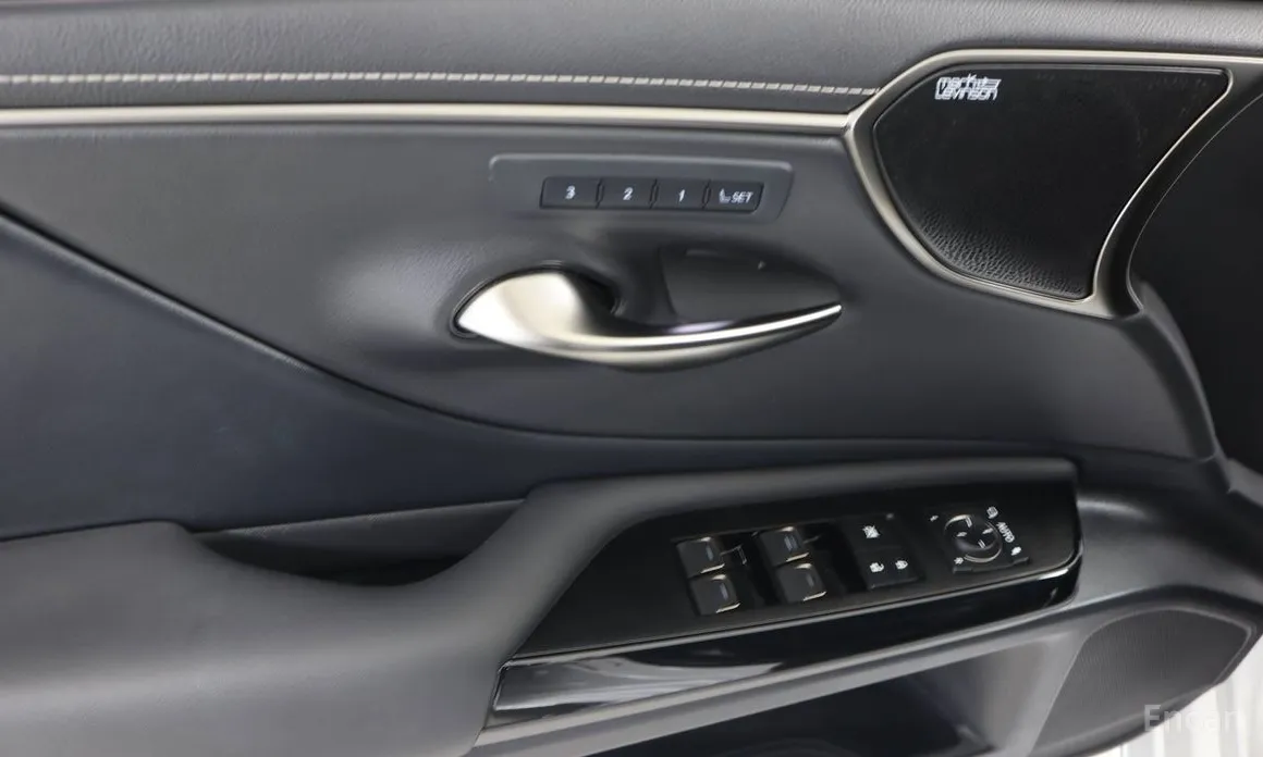 Lexus ES 2018 Executive