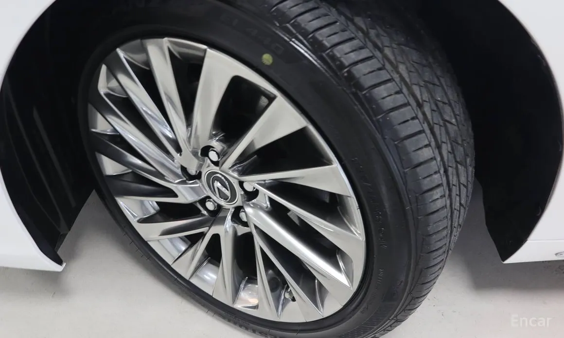 Lexus ES 2018 Executive