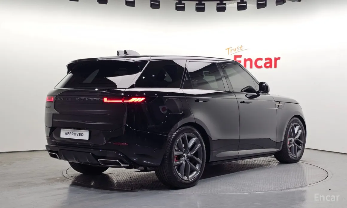 Land Rover Range Rover Sport 2022 P550E Dynamic HSE