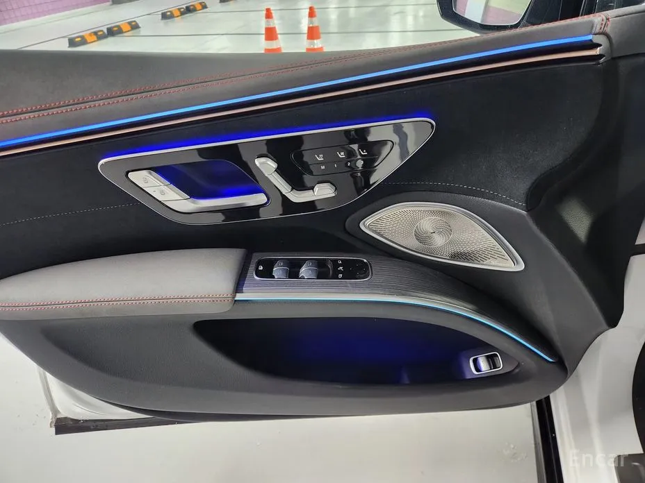 Mercedes-Benz EQS 2021 EQS450+