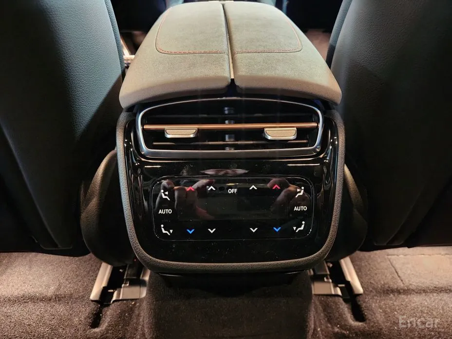 Mercedes-Benz EQS 2021 EQS450+