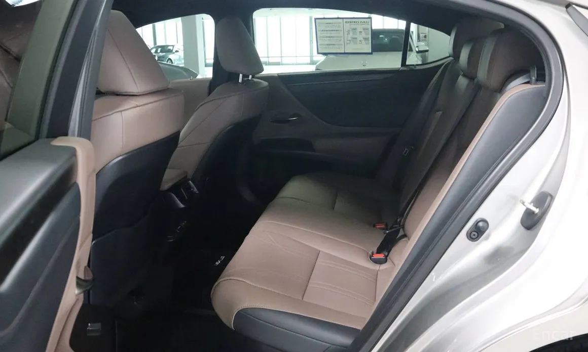 Lexus ES 2018 Luxury Plus