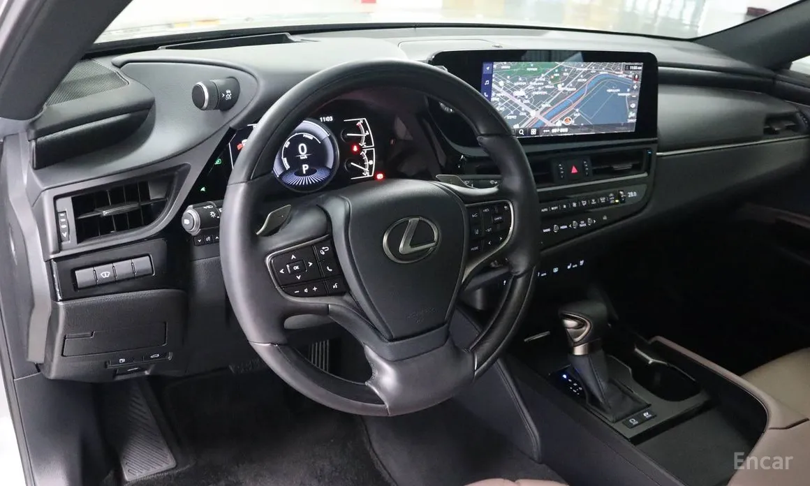 Lexus ES 2018 Luxury Plus