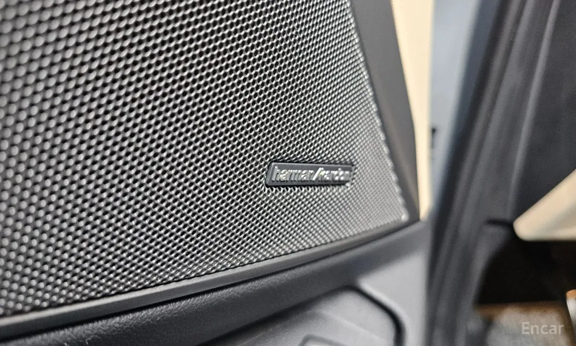 BMW 3 Series 2019 320i M Sport