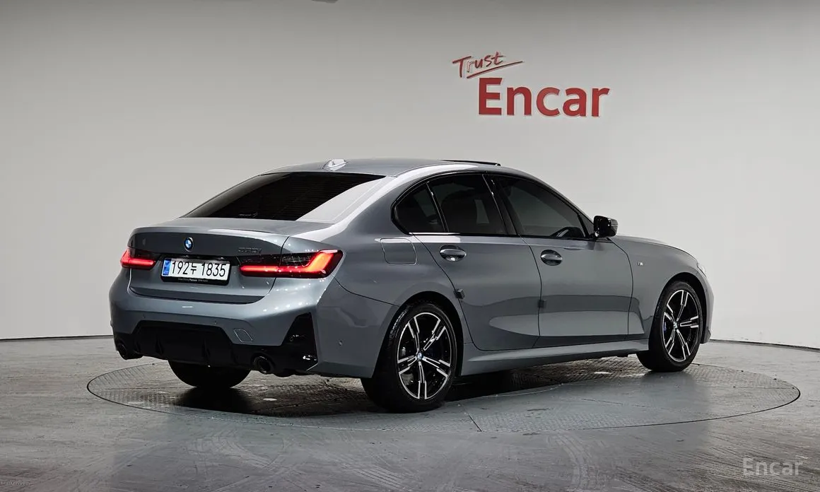 BMW 3 Series 2019 320i M Sport