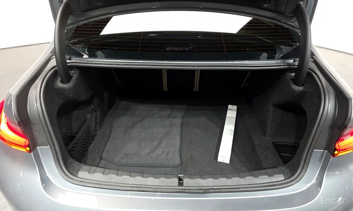 BMW 3 Series 2019 320i M Sport