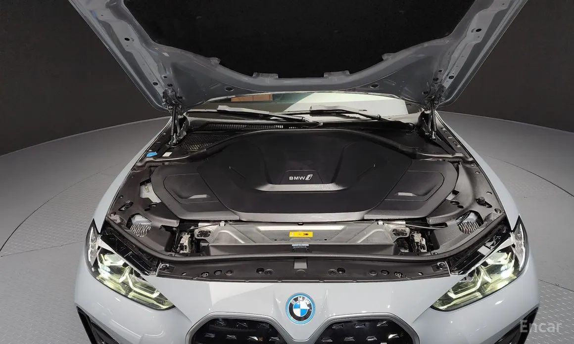 BMW i4 2021 eDrive40 M Sports