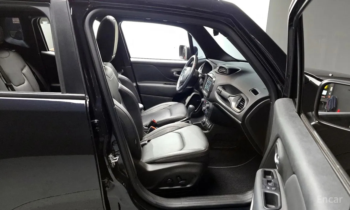 Jeep Renegade 2015 2.4 80th Edition AWD