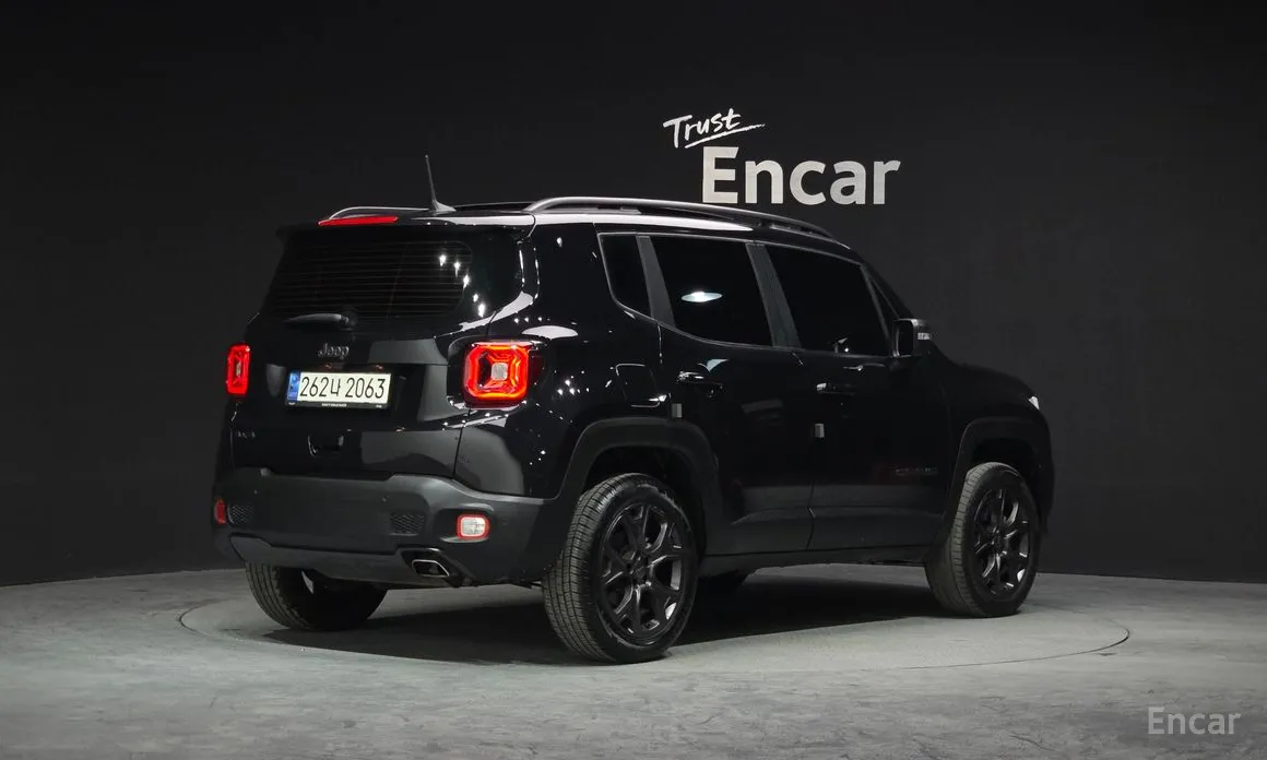 Jeep Renegade 2015 2.4 80th Edition AWD