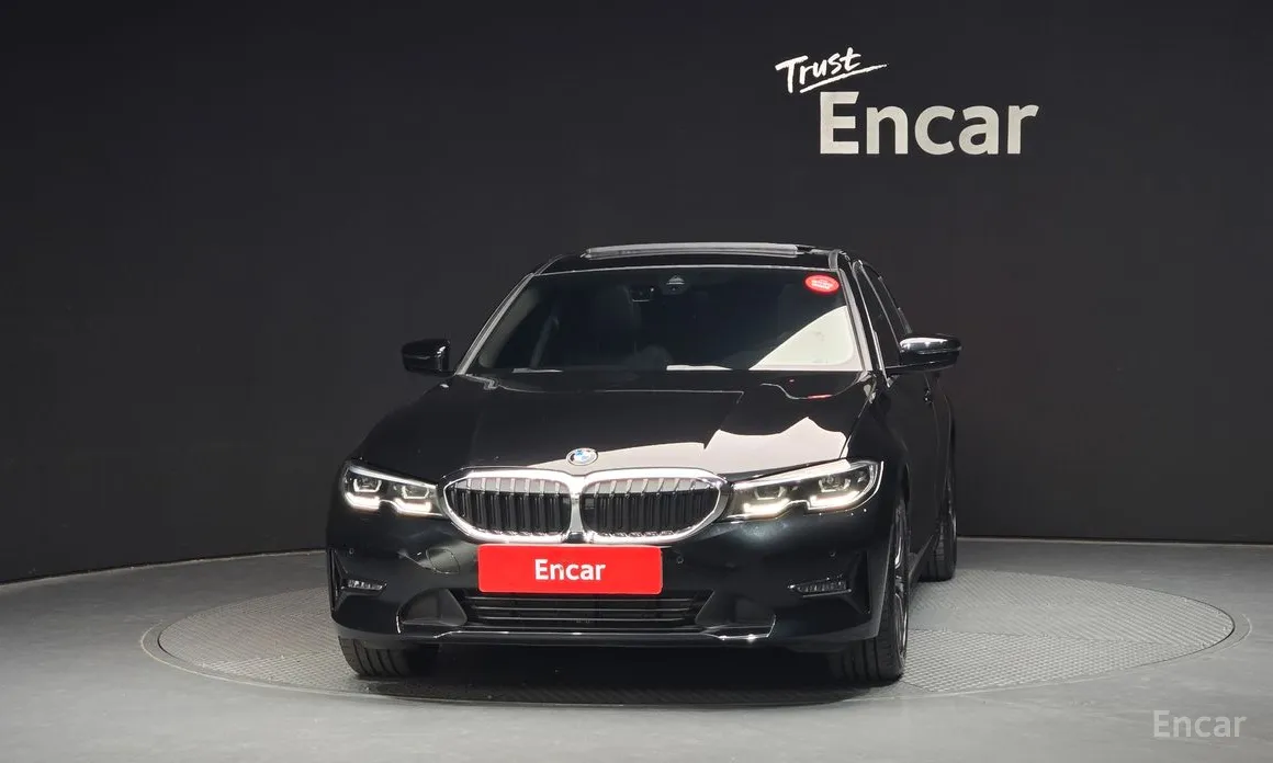 BMW 3 Series 2019 320i