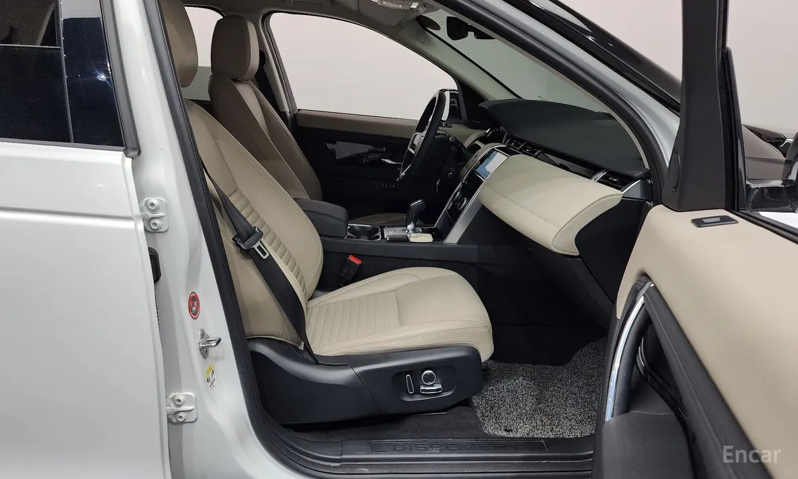 Land Rover Discovery Sport 2020 P250 SE