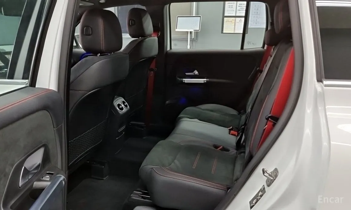 Mercedes-Benz GLB-Class 2020 AMG GLB35 4MATIC