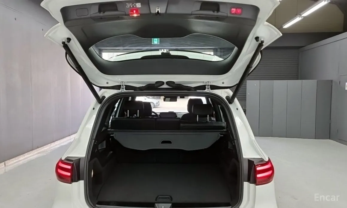 Mercedes-Benz GLB-Class 2020 AMG GLB35 4MATIC