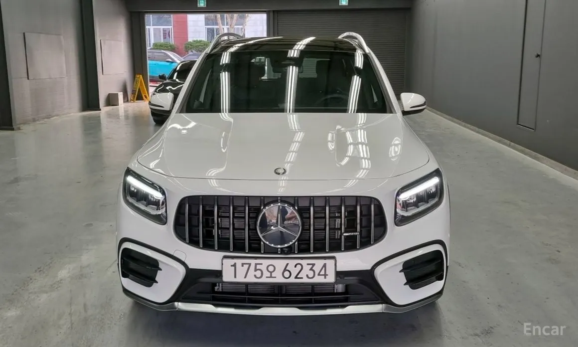 Mercedes-Benz GLB-Class 2020 AMG GLB35 4MATIC