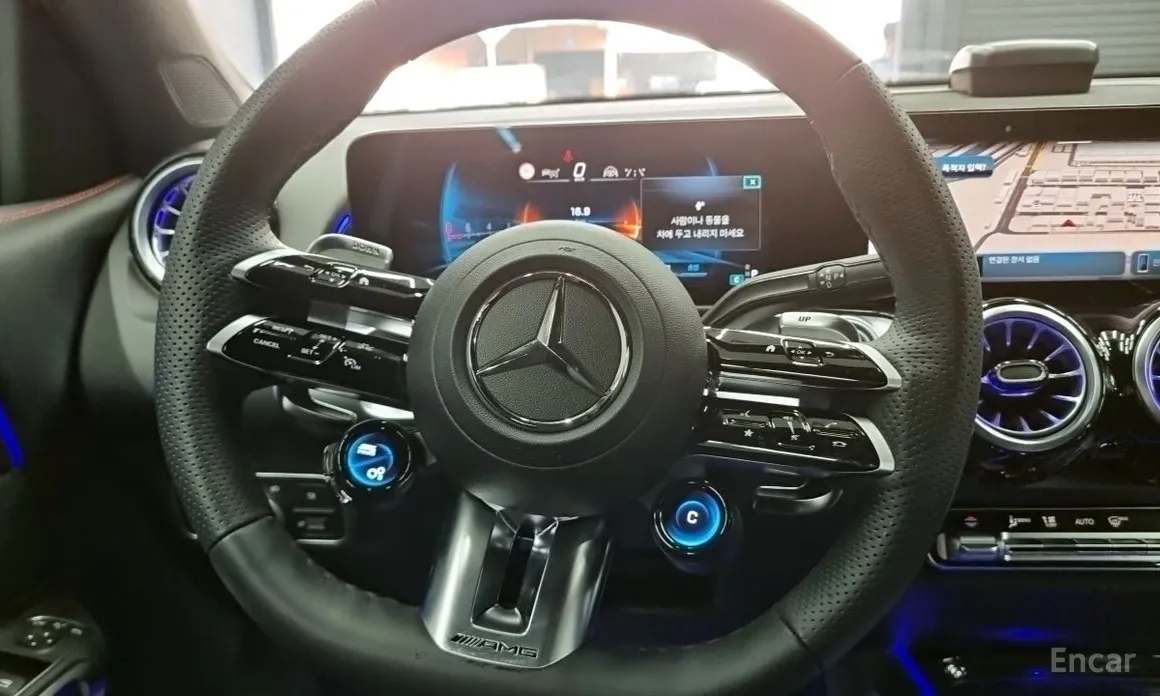 Mercedes-Benz GLB-Class 2020 AMG GLB35 4MATIC