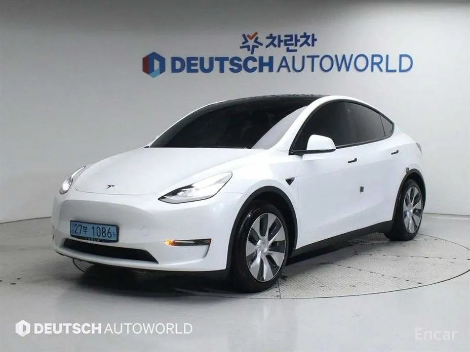 Tesla Model Y 2020 Standard Range