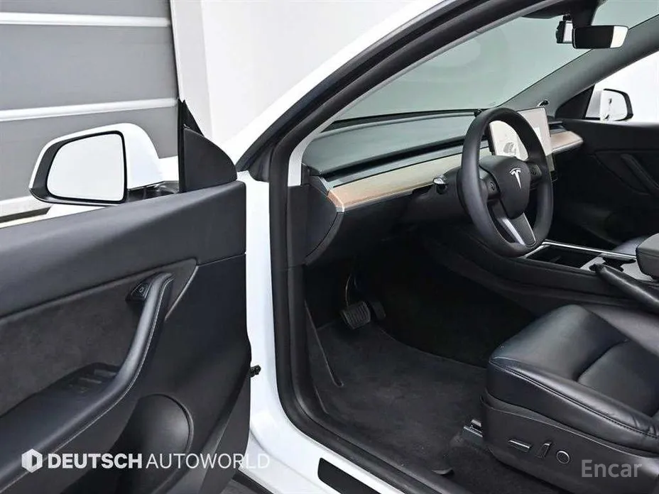 Tesla Model Y 2020 Standard Range