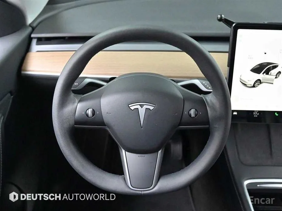 Tesla Model Y 2020 Standard Range