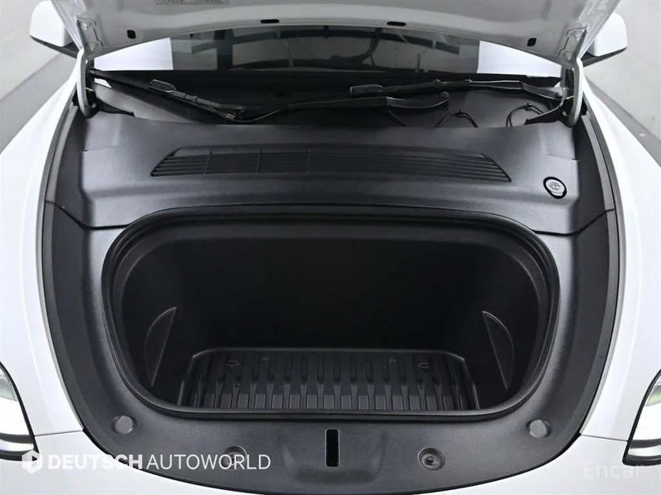 Tesla Model Y 2020 Standard Range