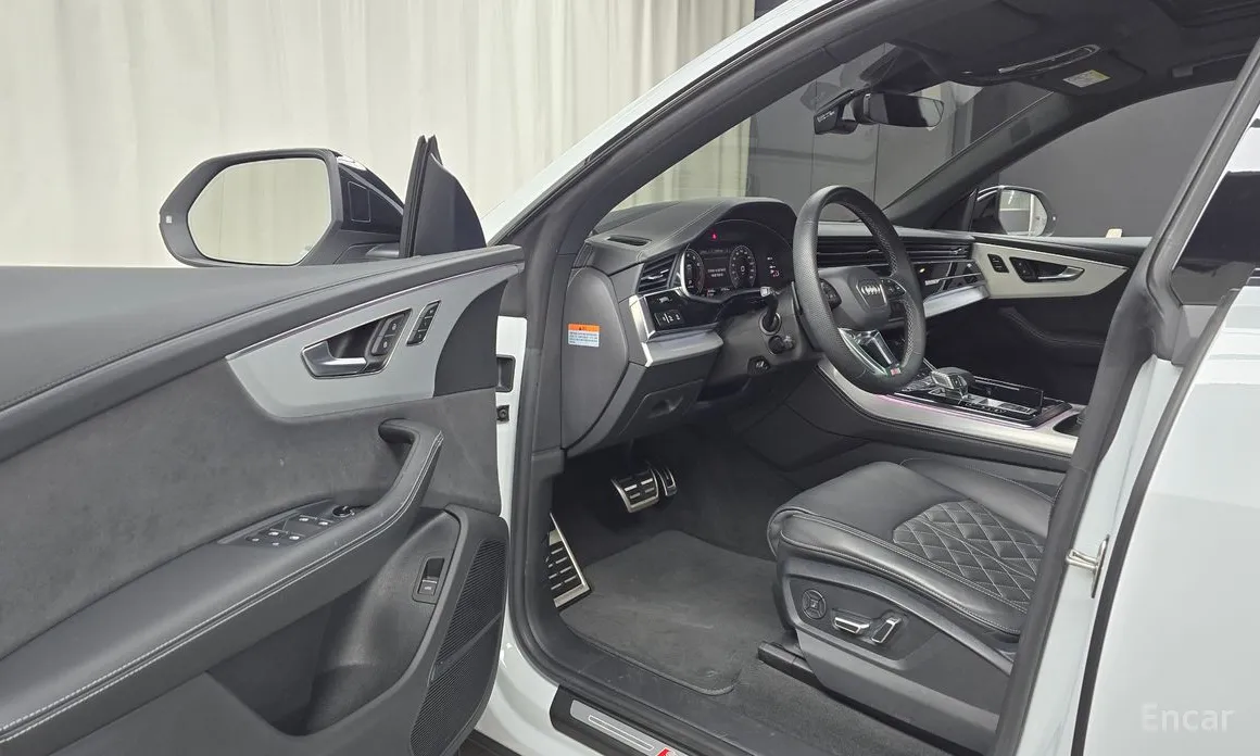 Audi Q8 2018 55 TFSI Quattro Premium