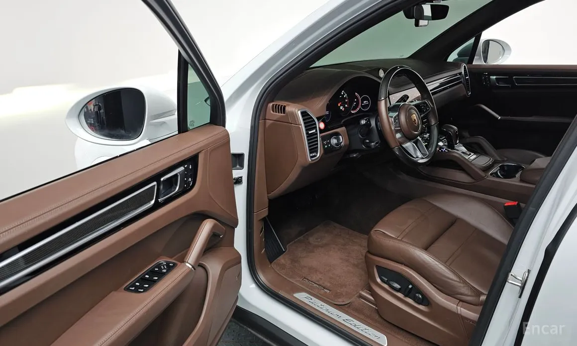 Porsche Cayenne 2019 3.0 PLATINUM EDITION