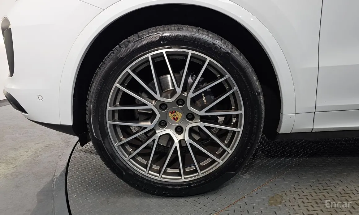 Porsche Cayenne 2019 3.0 PLATINUM EDITION