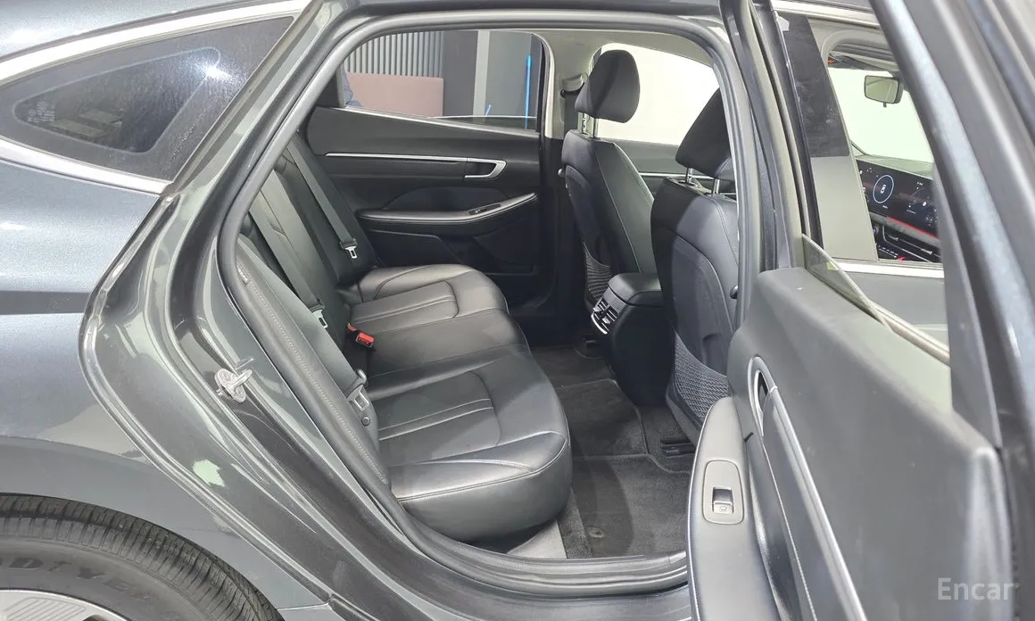 Hyundai Sonata 2023 2.0 LPG(Rent)