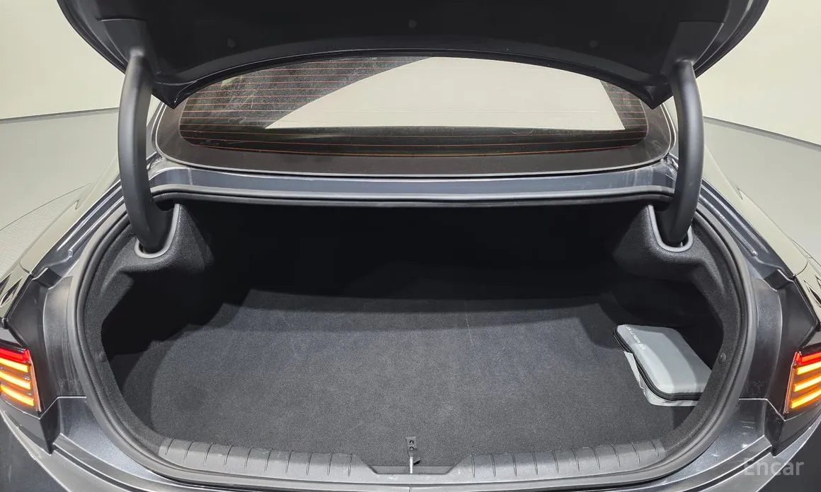 Hyundai Sonata 2023 2.0 LPG(Rent)