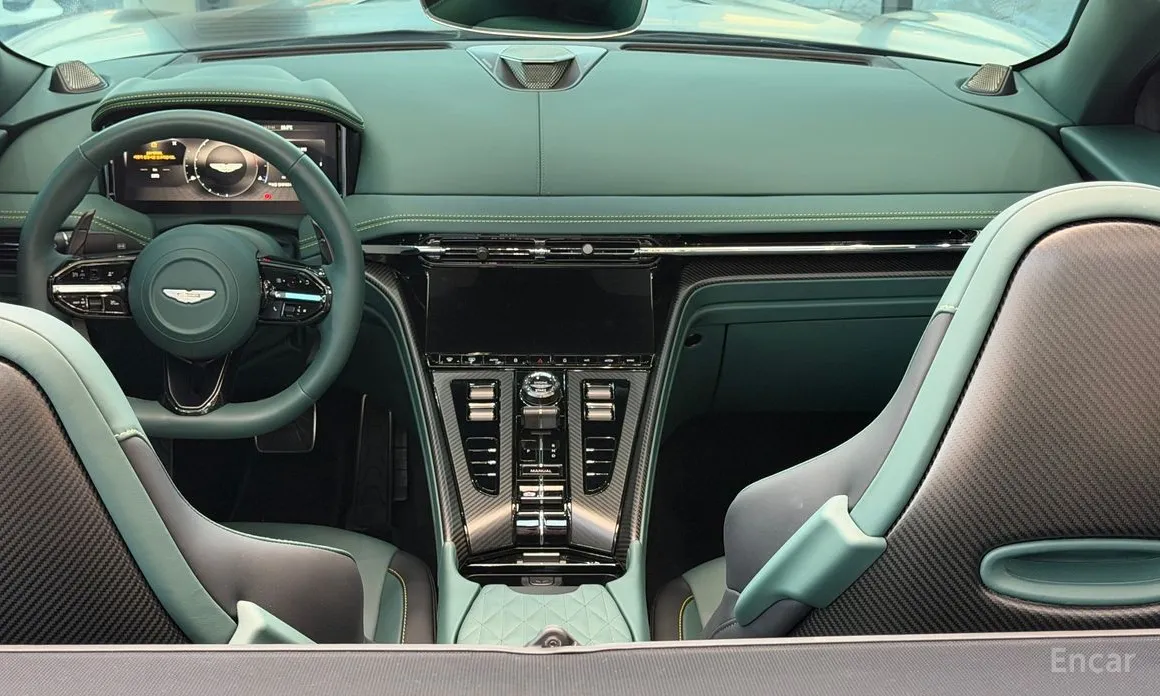 Aston Martin DB12 2023 4.0 V8 Volante